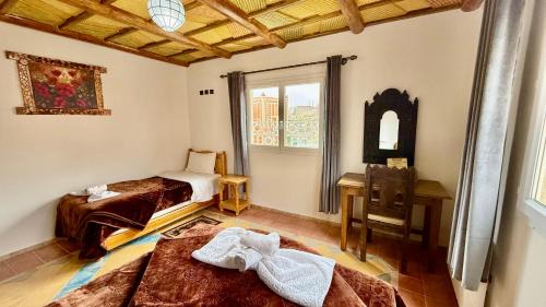 Triple Room with Mountain View