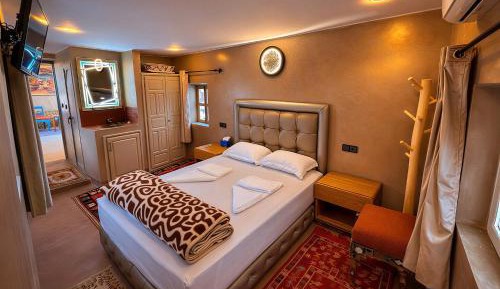 King Suite with Balcony
