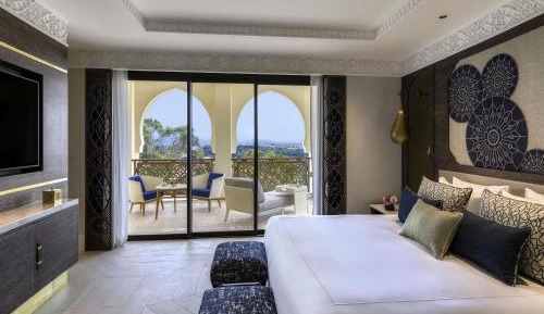 Junior King Suite
