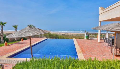 Villa - Beach Front