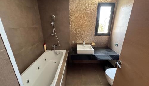 One-Bedroom Villa