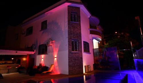 Deluxe Villa