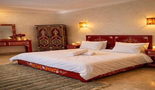 Suite with Garden View