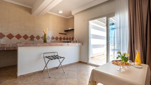Studio with Sea View