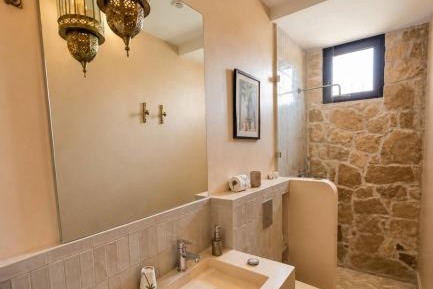 Twin Room with Bathroom