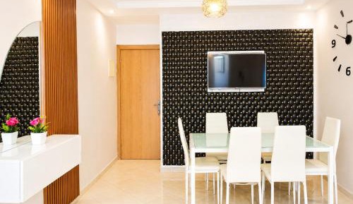 Two-Bedroom Deluxe Apartment