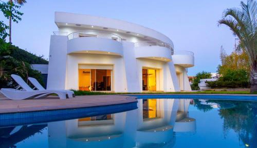 Villa