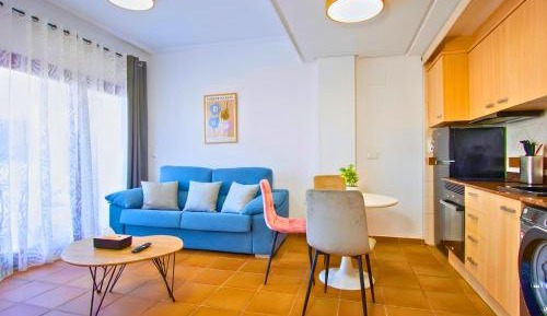One-Bedroom Apartment with Garden View