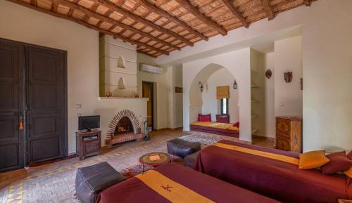 African Suite (03 Adults)