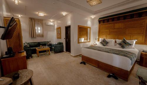 Deluxe Suite