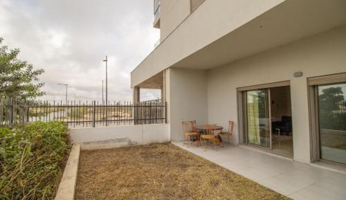 One-Bedroom Apartment with Terrace