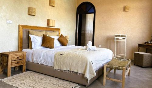 Triple Room with Pool View