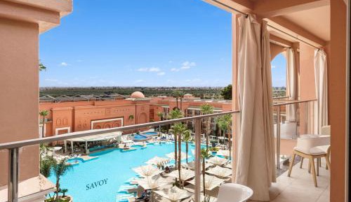 Prestige Suite Jaccuzi One Double Room With Pool View