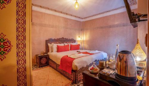 Deluxe Double Room - Basement