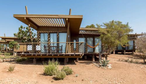 One-Bedroom Bungalow Suite with Terrace