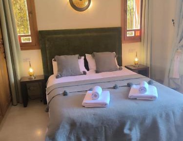 Queen Room with Garden View