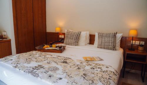 Standard Twin Room with Balcony and Street View - Non-Smoking