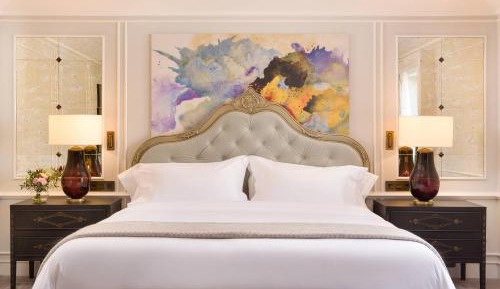 Premium King Room with River View