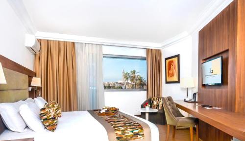 Superior Room City View