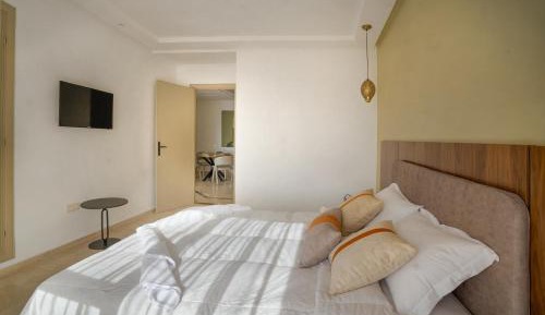 Superior Apartment
