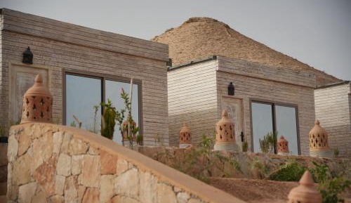 Bungalow with Sea View