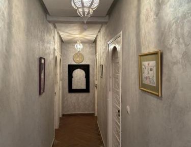 One-Bedroom Deluxe Apartment