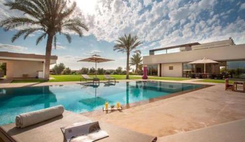 Deluxe Villa
