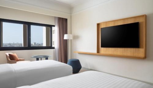 Superior Twin Room with City View