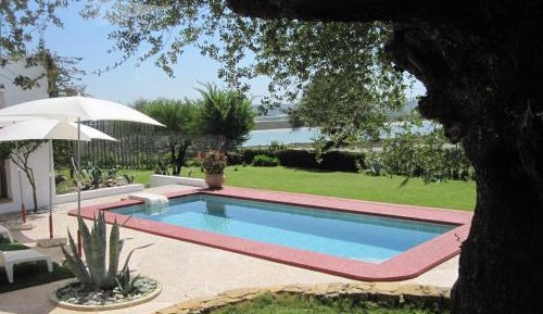 Standard Suite with private Pool