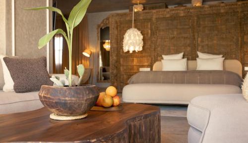 Suite with Private Pool