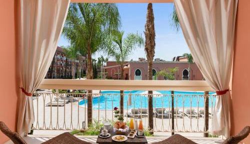 Prestige Twin Room with Pool View