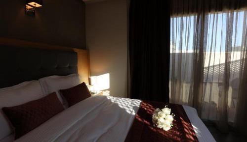 Queen Room with Balcony