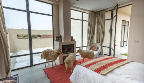 Junior Suite with Garden View