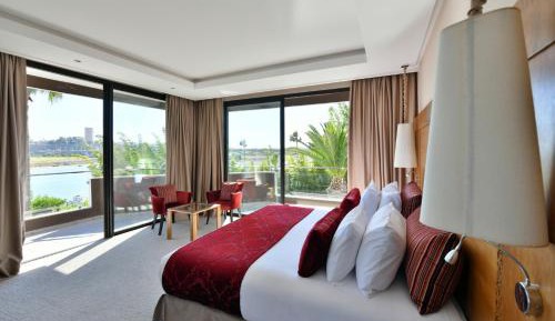 Premium Suite with River View