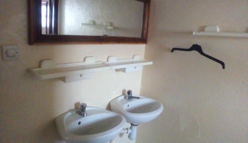 Single Room with Shared Bathroom