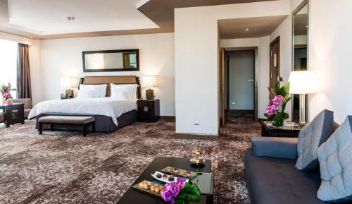 Prestige Suite, King Size Bed, City View