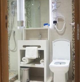Deluxe Studio