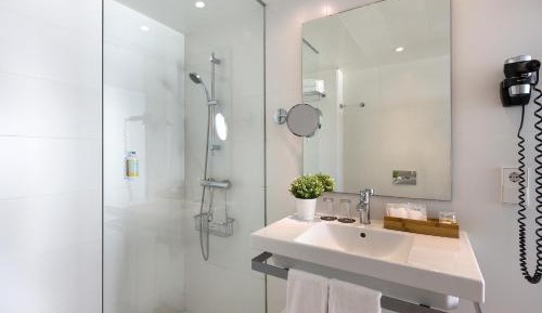 Twin Room with Lateral Sea View with Balcony