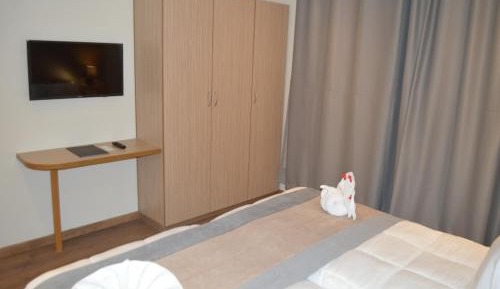 Two-Bedroom Suite with Kitchenette