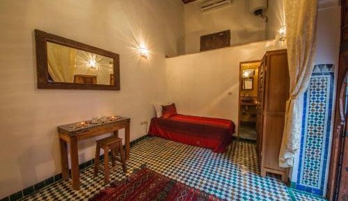 Quadruple Room with Private Bathroom