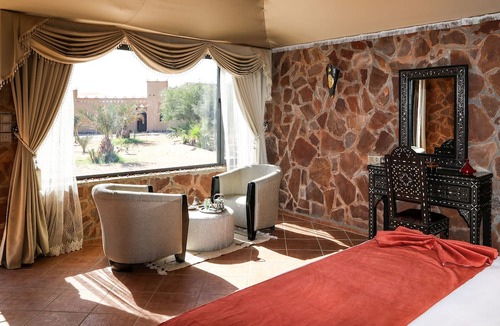 Lac Yasmins Hotel | YAKOUT MERZOUGA LUXURY CAMP