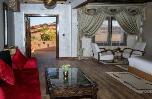Lac Yasmins Hotel | YAKOUT MERZOUGA LUXURY CAMP