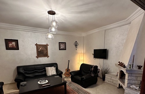 Azrou Bed & Breakfast | ATGAL