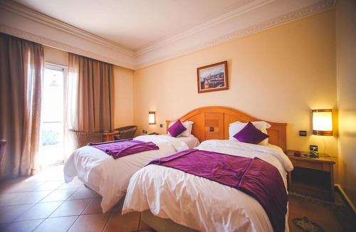Meknes Hotel | Hotel Menzeh Dalia
