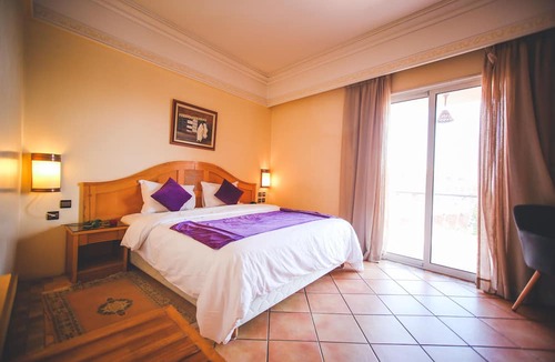 Meknes Hotel | Hotel Menzeh Dalia