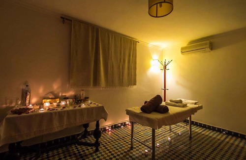 R'habet Zbib Hotel | Room in B&B - Riad Authentic Palace & Spa - Al Yacout