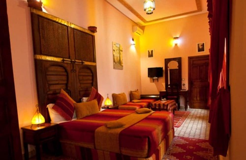 Ain Azlitan House | Riad Ahlam