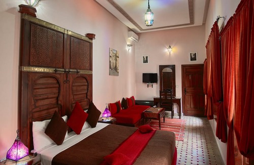 Ain Azlitan House | Riad Ahlam
