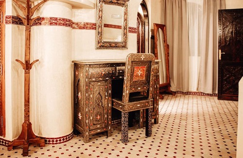 Tarmigt Hotel | OZ Palace