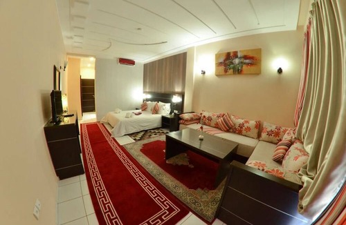 Ain Kansra Hotel | Motel Al Akha